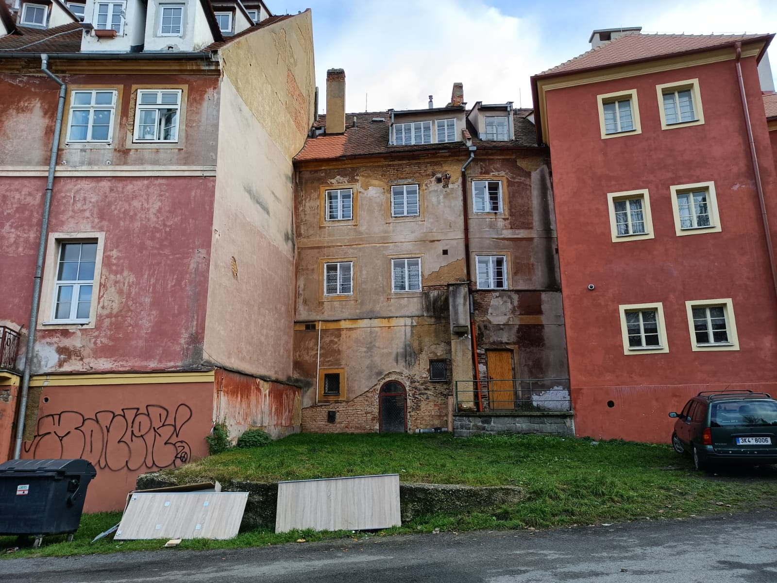 Činžovní domy, historické jádro Cheb - 4